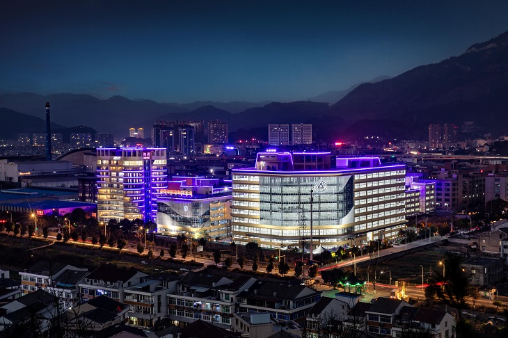 601.润新山福镇厂区夜景.jpg